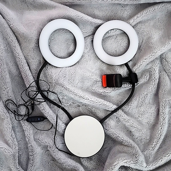 Double Ring Light - Picture 1 of 16